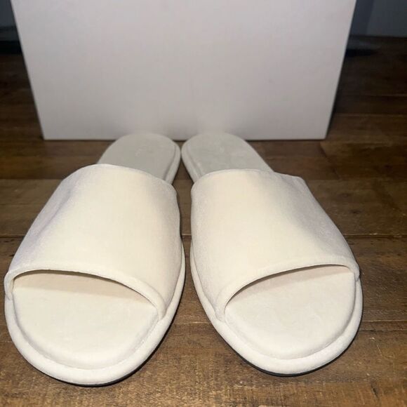 The Row Canal Slides - Picture 8 of 14